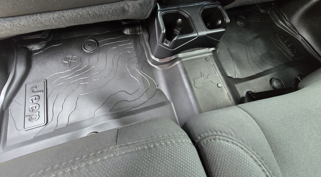 2021 Jeep Wrangler Image 37