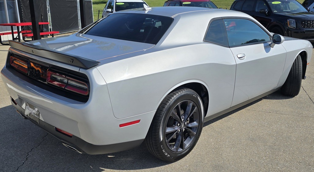 2020 Dodge Challenger Image 6