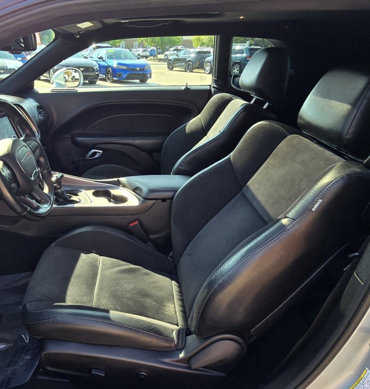 2020 Dodge Challenger Image 18