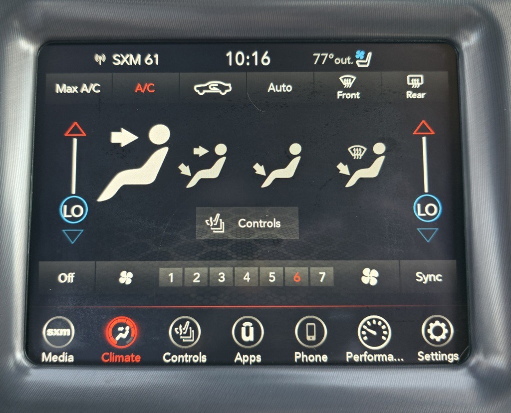 2020 Dodge Challenger Image 25