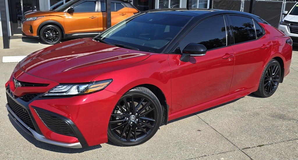 2023 Toyota Camry Image 3