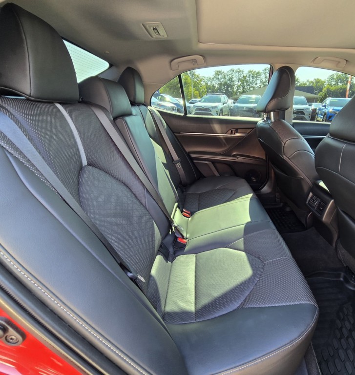 2023 Toyota Camry Image 36