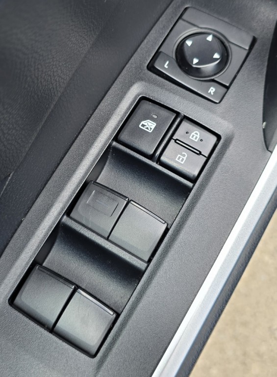 2020 Toyota Rav4 Image 17