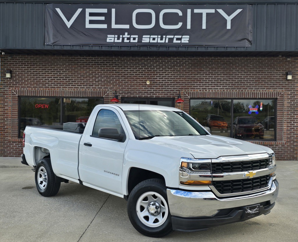 2018 Chevrolet Silverado 1500 Image 1
