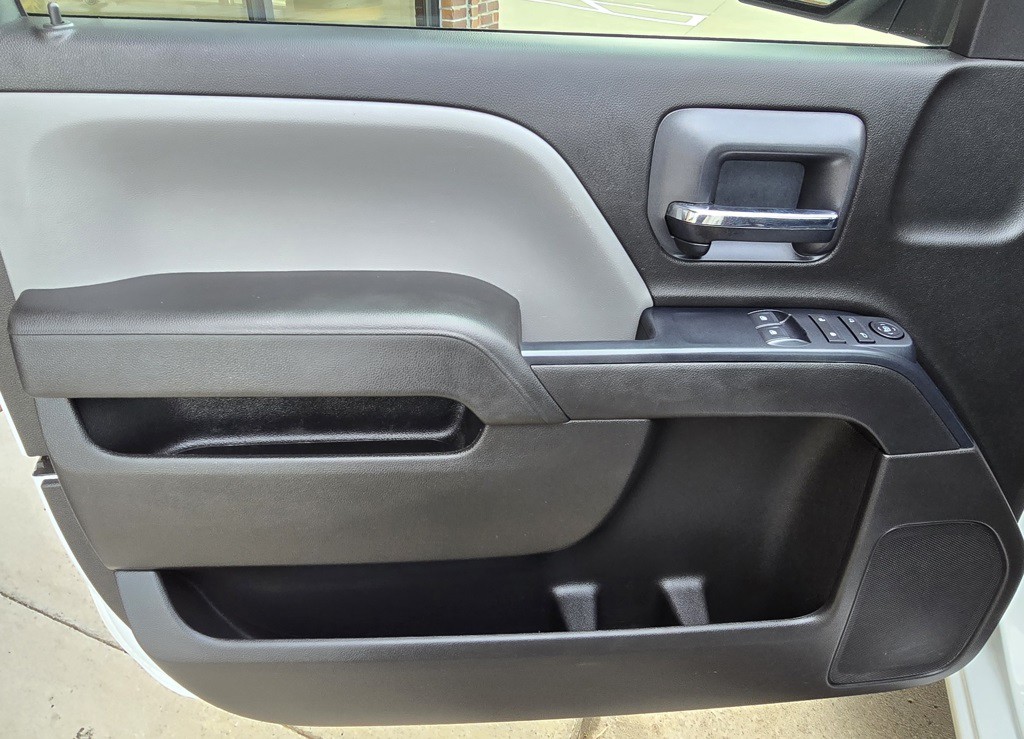 2018 Chevrolet Silverado 1500 Image 16