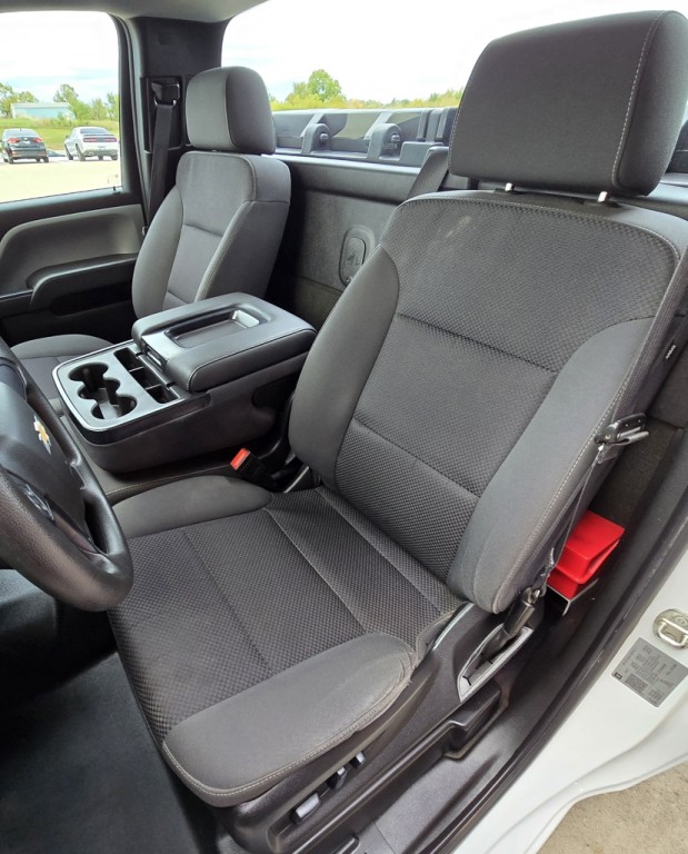 2018 Chevrolet Silverado 1500 Image 19