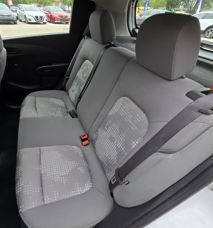 2017 Chevrolet Sonic Image 27
