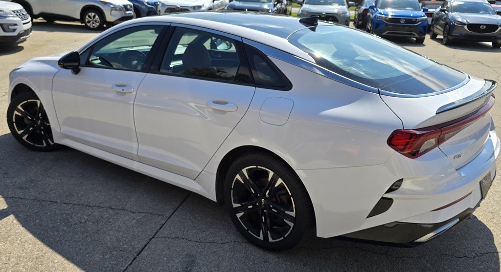 2022 Kia K5 Image 4