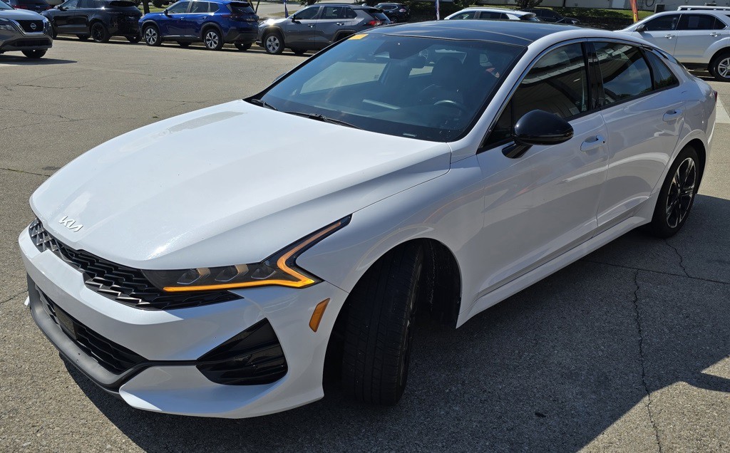 2022 Kia K5 Image 5