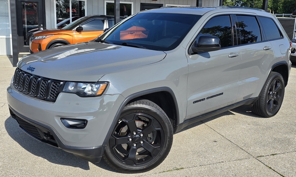 2019 Jeep Grand Cherokee Image 2