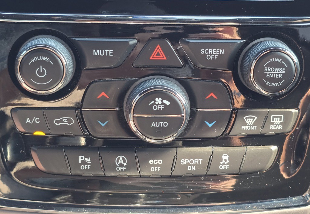 2019 Jeep Grand Cherokee Image 27