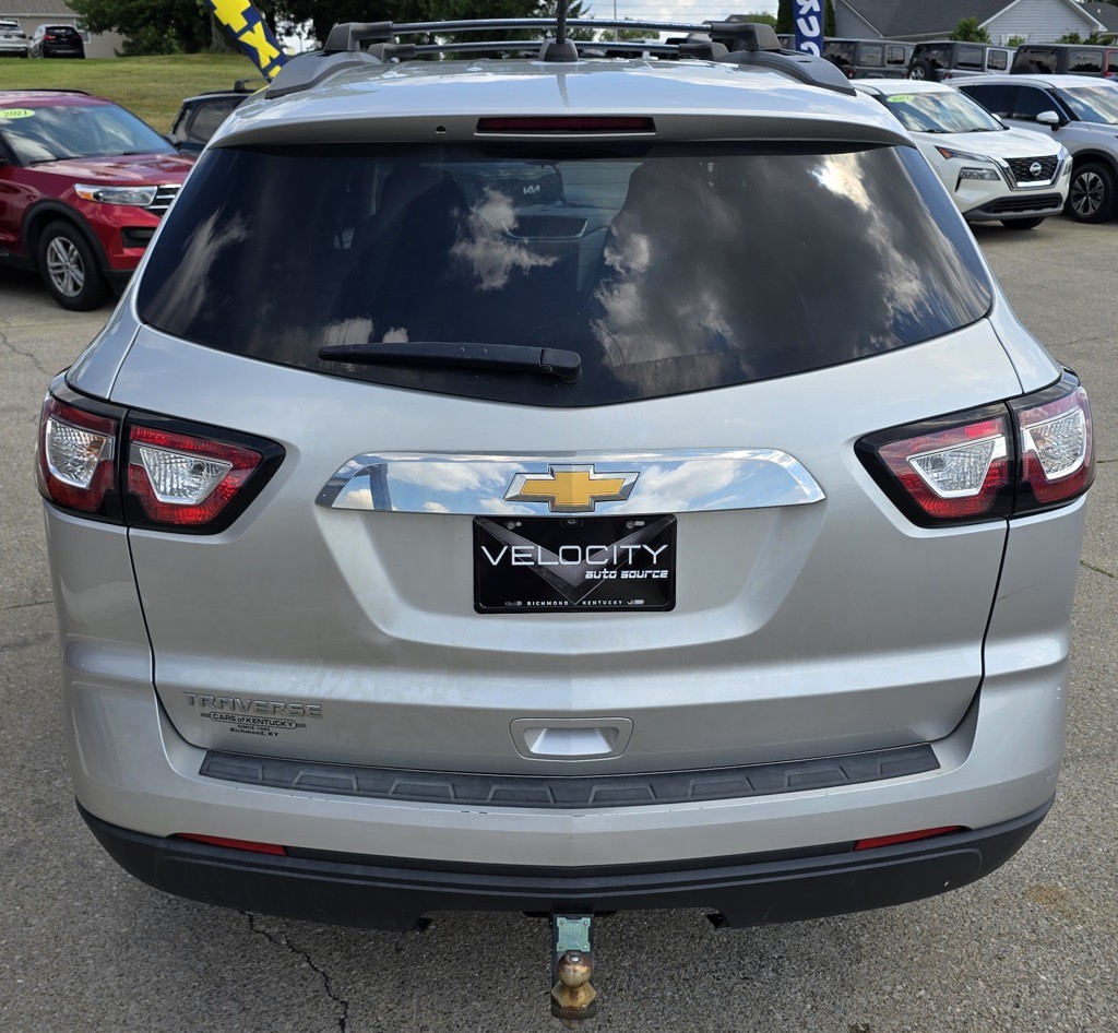 2017 Chevrolet Traverse Image 3