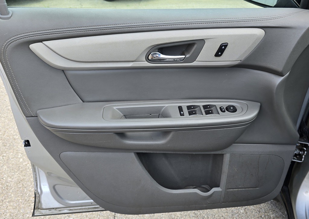 2017 Chevrolet Traverse Image 7