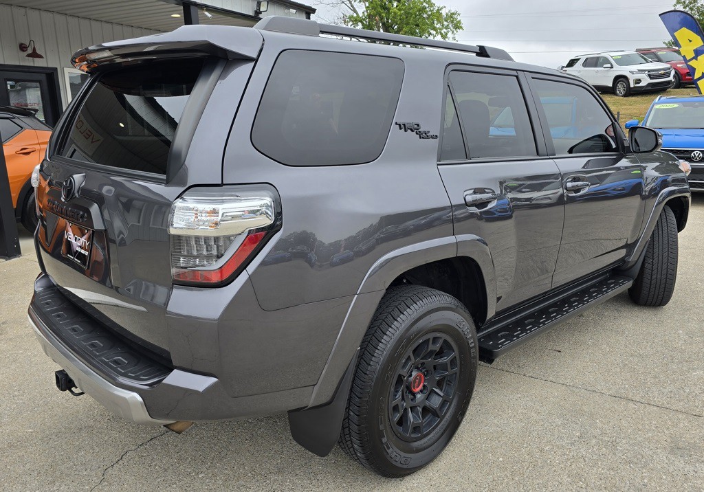 2022 Toyota 4Runner Image 6