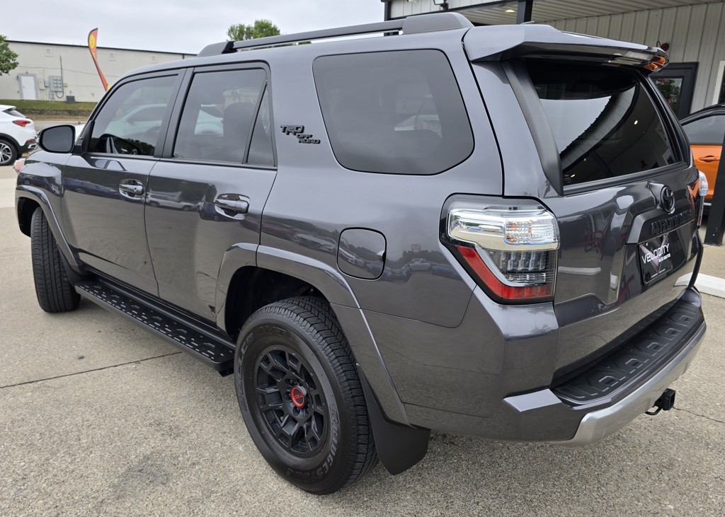 2022 Toyota 4Runner Image 7
