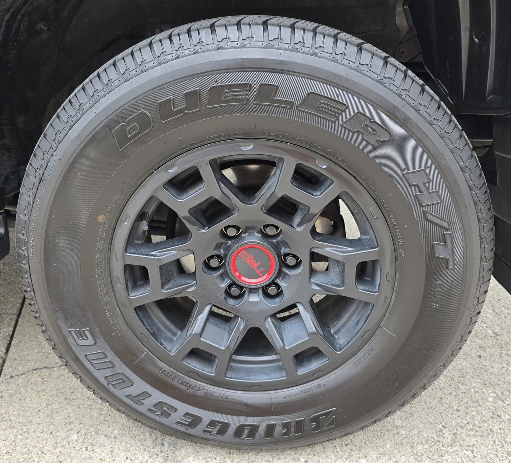 2022 Toyota 4Runner Image 12
