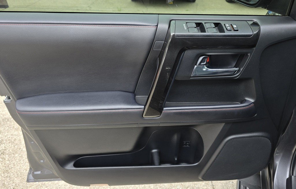 2022 Toyota 4Runner Image 14