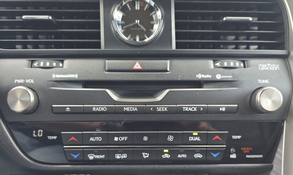 2022 Lexus RX Image 28