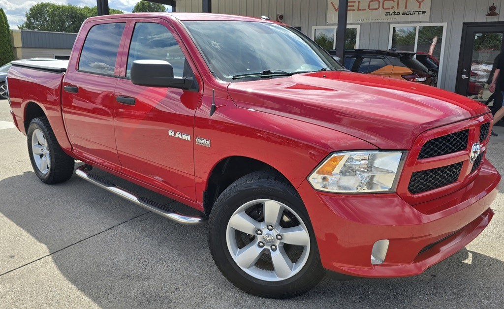 2016 RAM 1500 Image 2