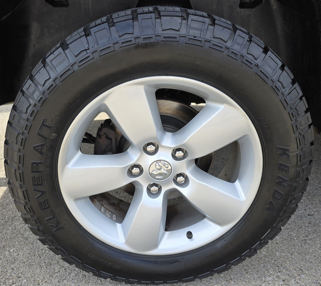 2016 RAM 1500 Image 12
