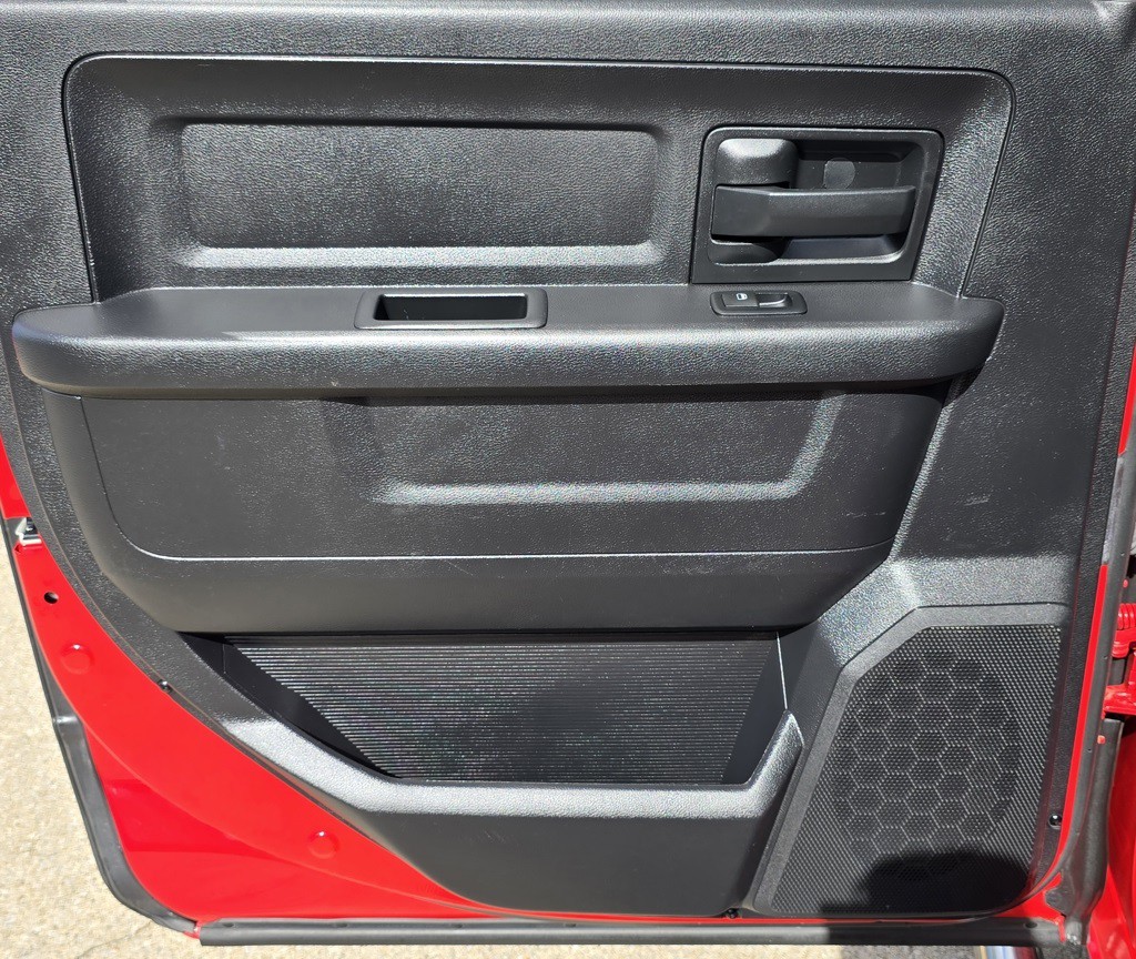 2016 RAM 1500 Image 27