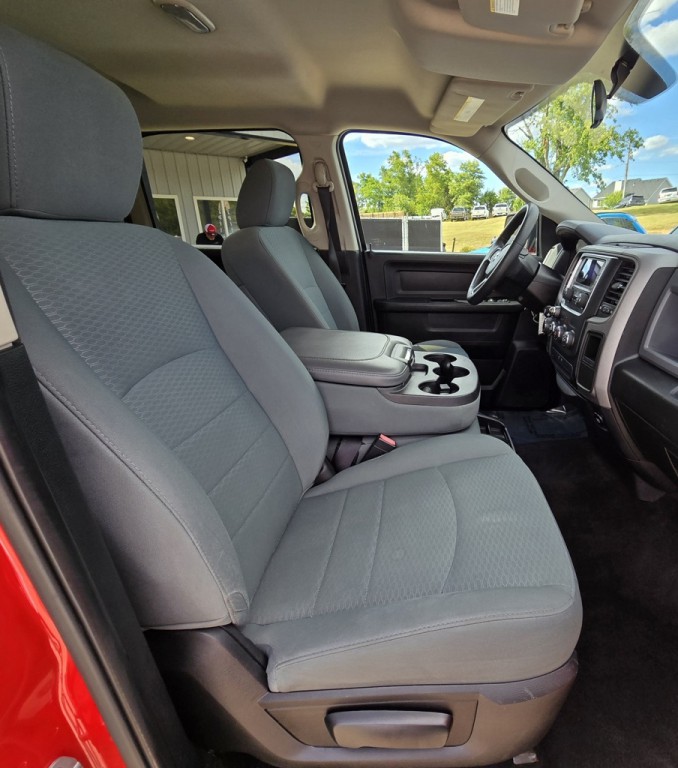 2016 RAM 1500 Image 32
