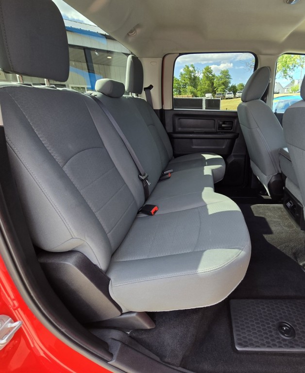 2016 RAM 1500 Image 35