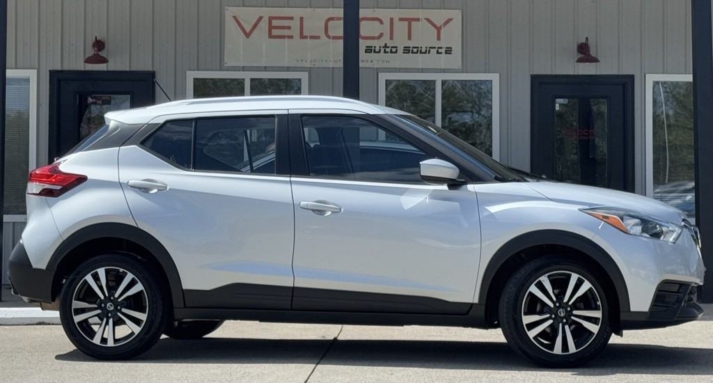 2019 Nissan Kicks Image 1