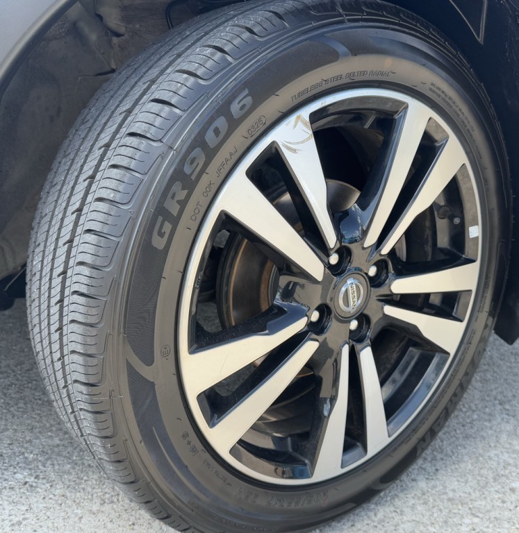 2019 Nissan Kicks Image 12