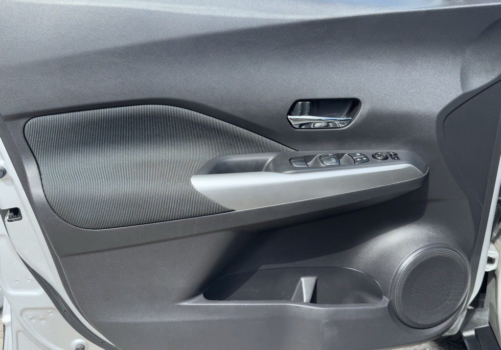 2019 Nissan Kicks Image 16