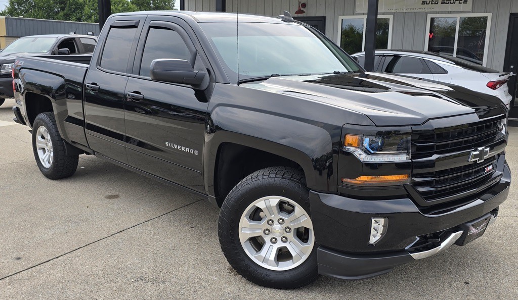 2019 Chevrolet Silverado 1500 Image 2
