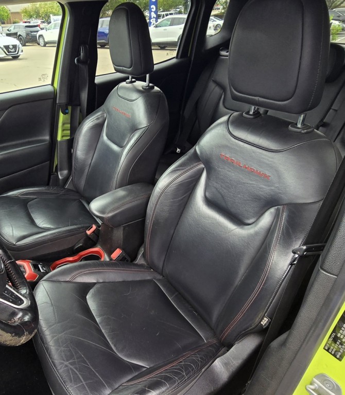 2017 Jeep Renegade Image 8