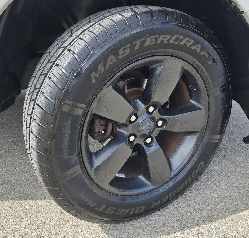 2016 RAM 1500 Image 13