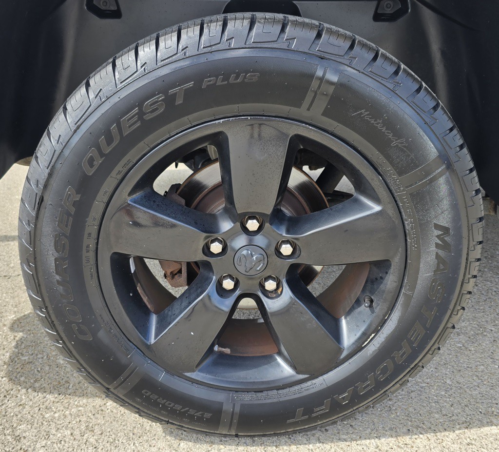 2016 RAM 1500 Image 14