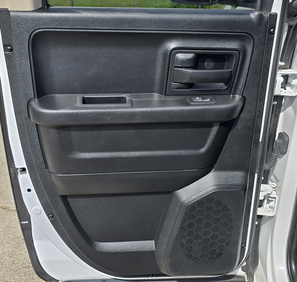 2016 RAM 1500 Image 32