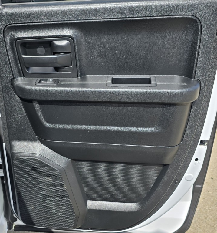 2016 RAM 1500 Image 38