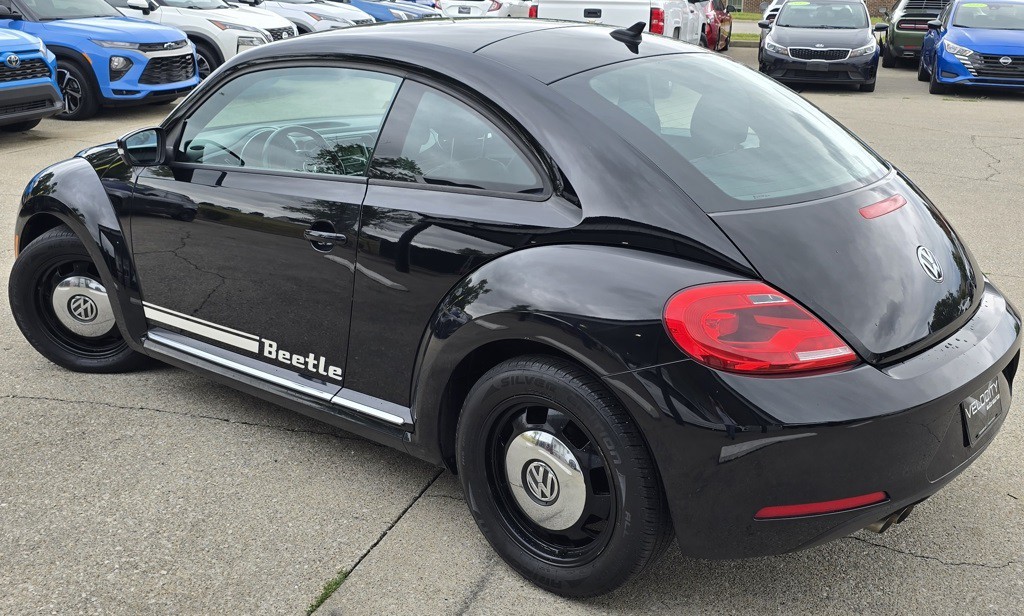 2014 Volkswagen Beetle Image 5