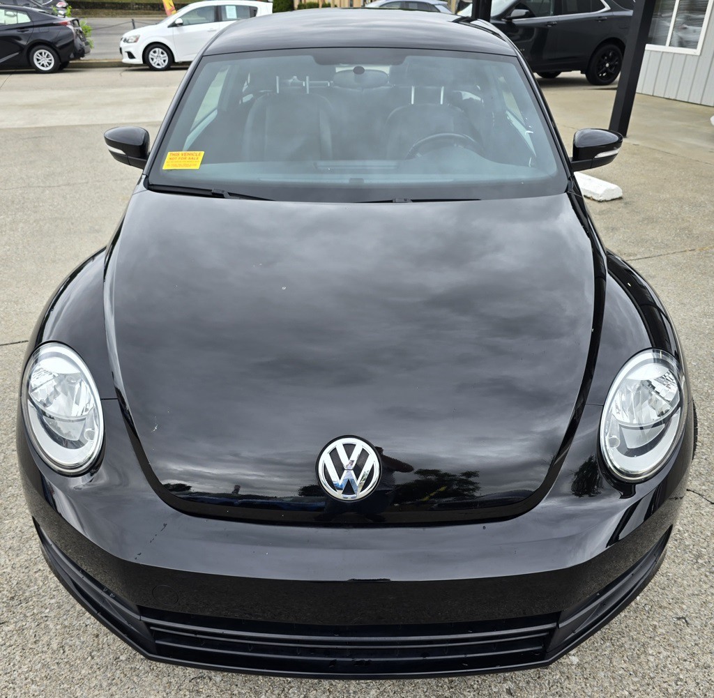 2014 Volkswagen Beetle Image 7