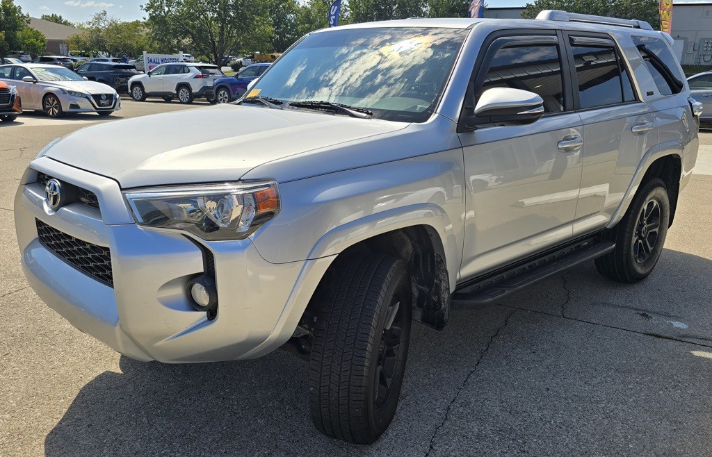2018 Toyota 4Runner Image 6