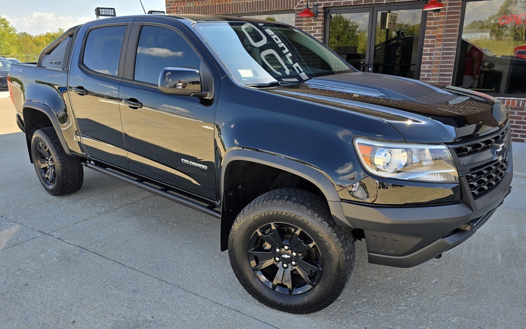 2019 Chevrolet Colorado Image 2