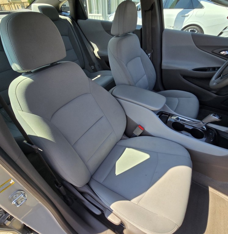 2019 Chevrolet Malibu Image 32