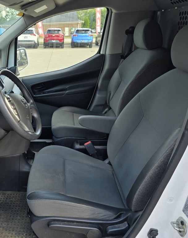 2020 Nissan NV200 Image 5