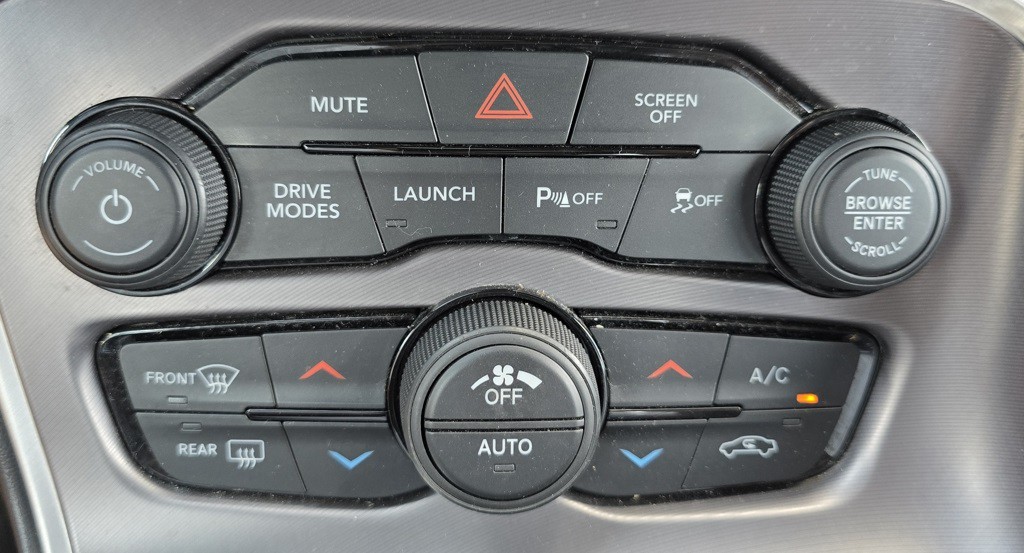 2021 Dodge Challenger Image 15