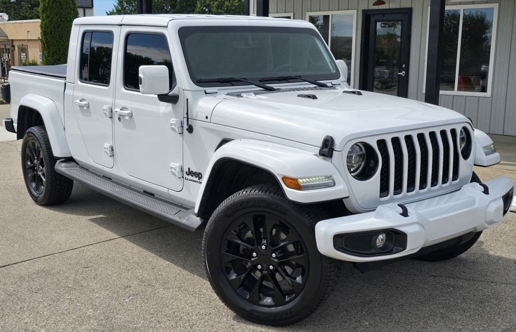 2021 Jeep Gladiator Image 2