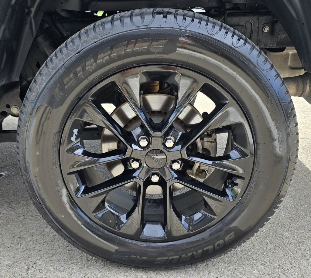 2021 Jeep Gladiator Image 14