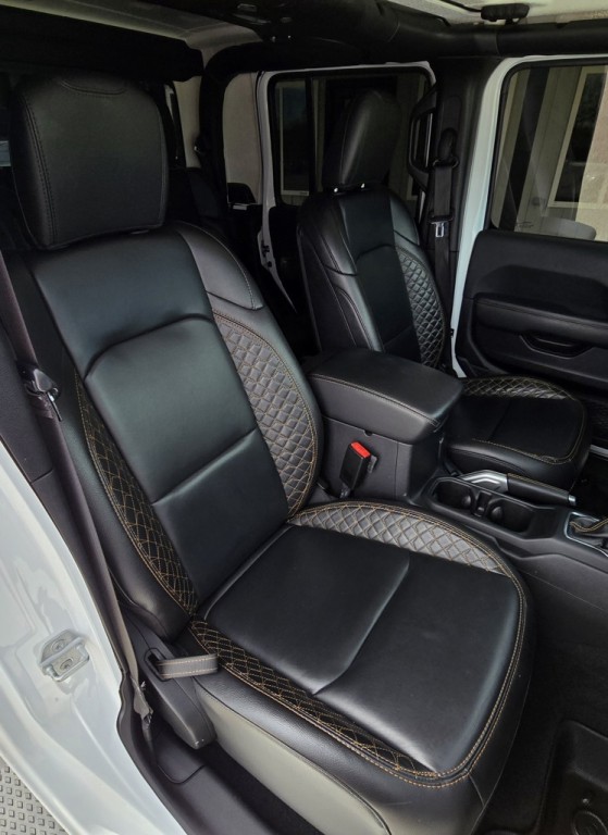 2021 Jeep Gladiator Image 38