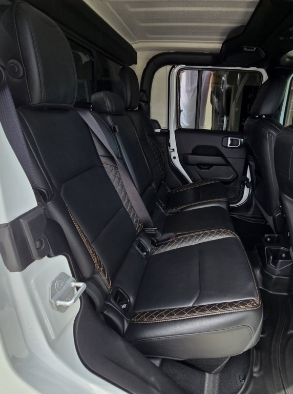 2021 Jeep Gladiator Image 40