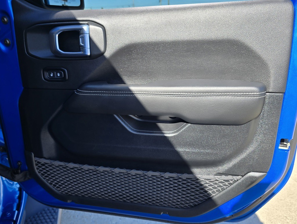 2021 Jeep Wrangler Image 35