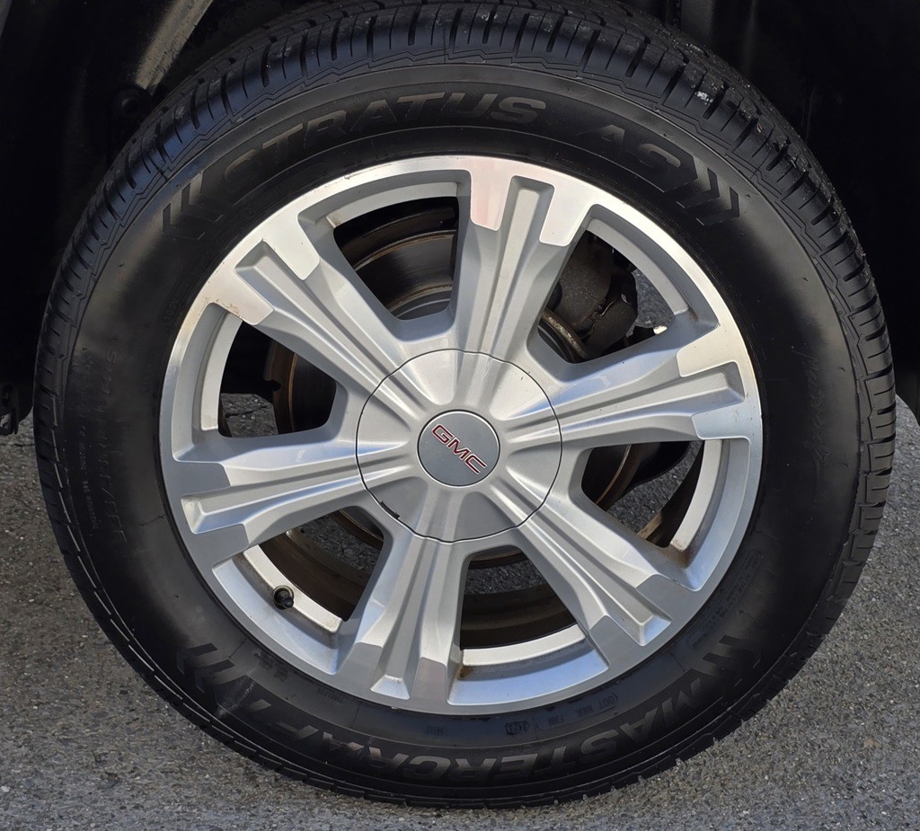 2017 GMC Terrain Image 12
