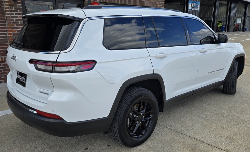 2023 Jeep Grand Cherokee Image 6